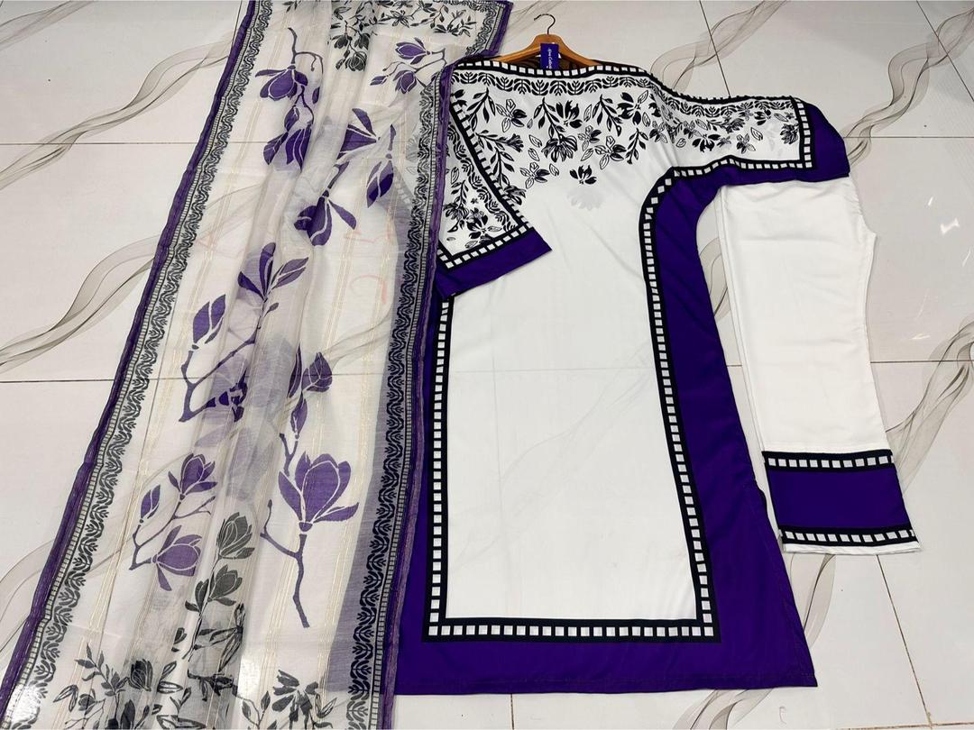 3 Pcs Women's Stitched Lawn Printed Suit