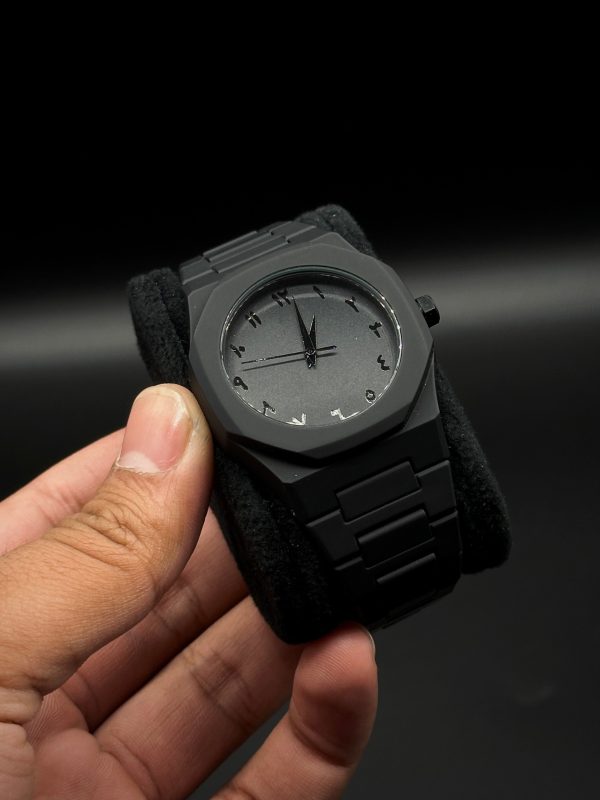 Aura Watch Black Arabic