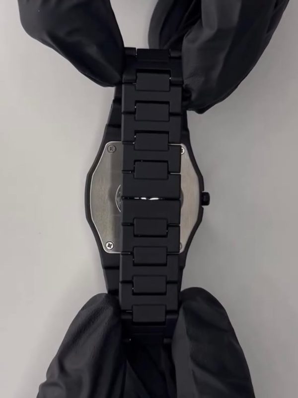 Aura Watch Black Arabic